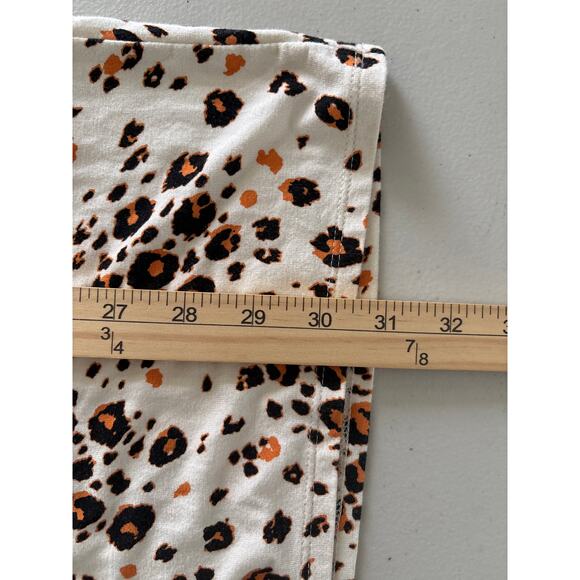 Chico's Blouse Womens Size 2 Large White Leopard Cheetah Animal Print 3/4 Sleeve - Picture 6 of 10